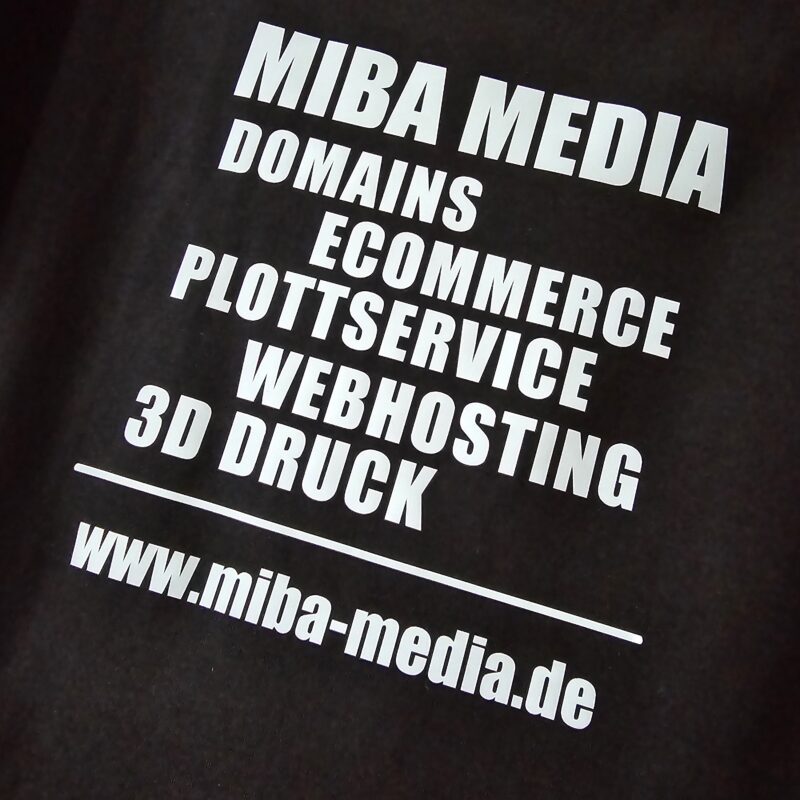 T-Shirt mit Werbung